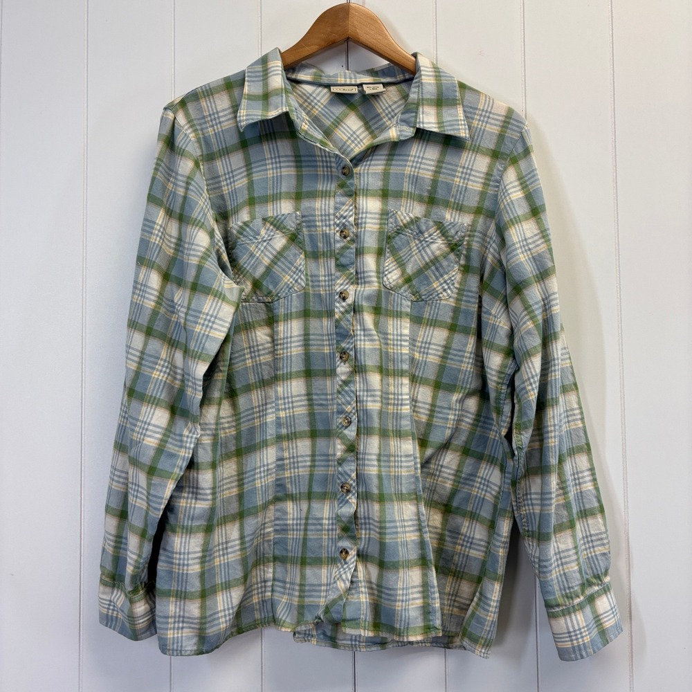 LL Bean Gorpcore Plaid Flannel Top Women Size L Cabincore Hiking Camping Coastal